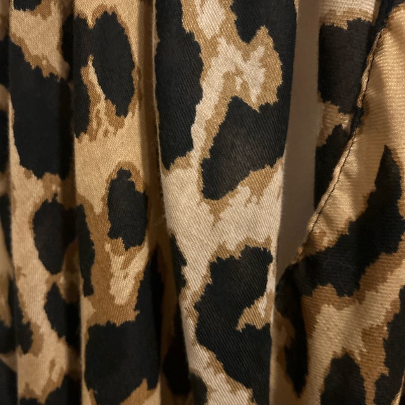 Steve Madden Animal Print Semi Sheer Women's Cloak OSFM - Picture 5 of 11